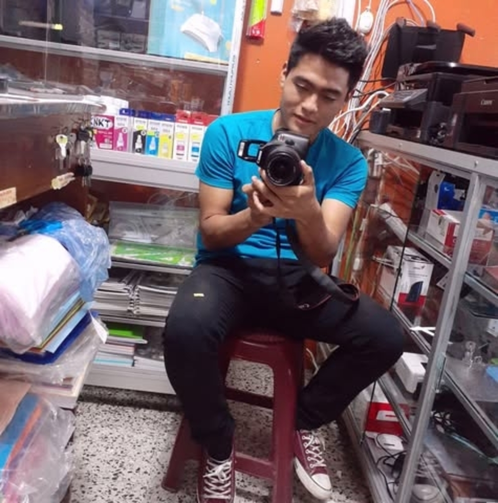 Meet your Posher, Ninito